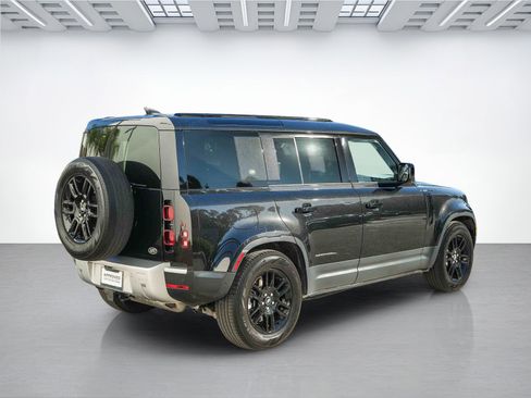 Certified 2023 Land Rover Defender 110 SE image 6