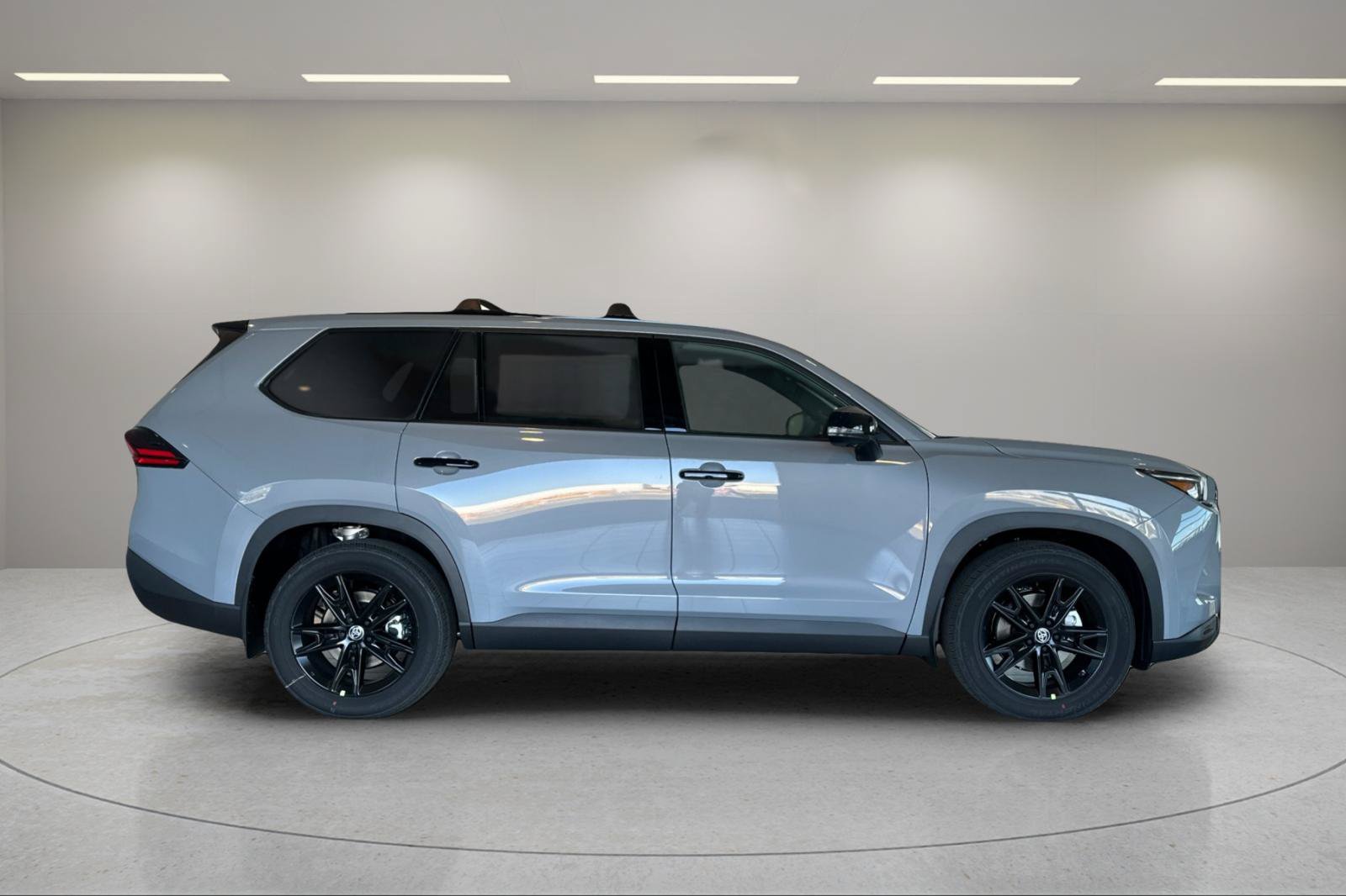 New 2026 Toyota Grand Highlander AWD Hybrid image 3