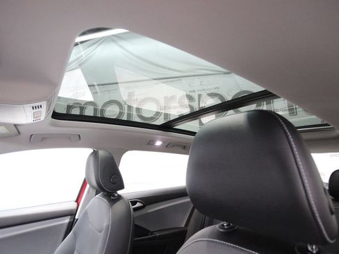 Used 2022 Volkswagen Taos SE AWD/4WD image 24