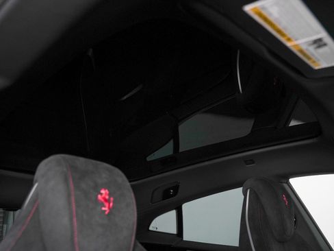 Used 2026 Ferrari Purosangue AWD/4WD image 30