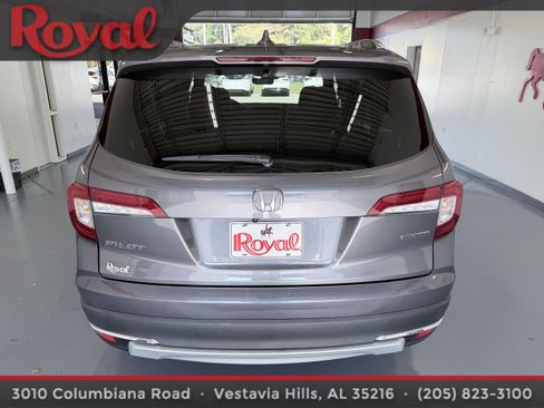Used 2020 Honda Pilot Touring image 5