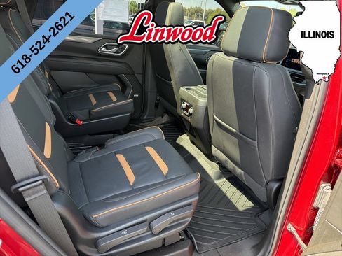 Used 2024 GMC Yukon AT4 AWD/4WD image 9