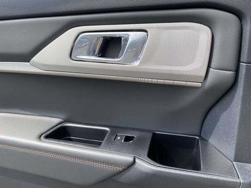 New 2026 Ford Explorer Active w/ Active Comfort Package RWD image 15