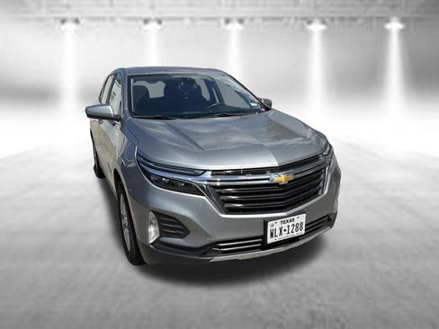Used 2024 Chevrolet Equinox LT AWD/4WD image 3