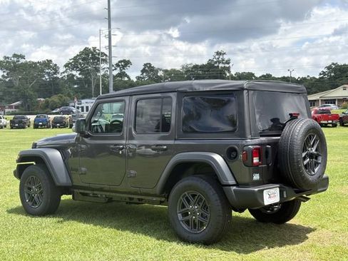 New 2026 Jeep Wrangler Unlimited Sport AWD/4WD image 12