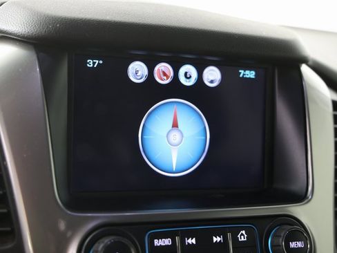 Used 2019 Chevrolet Tahoe LT w/ LT Signature Package image 7