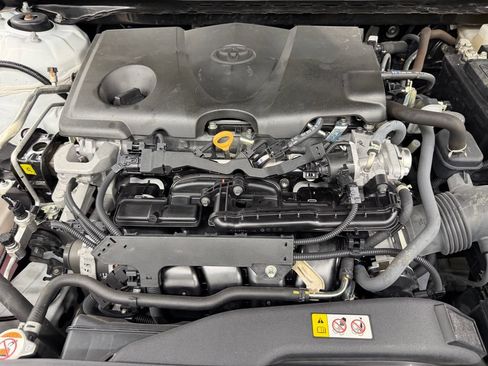 Used 2023 Toyota Camry SE w/ Convenience Package FWD image 41