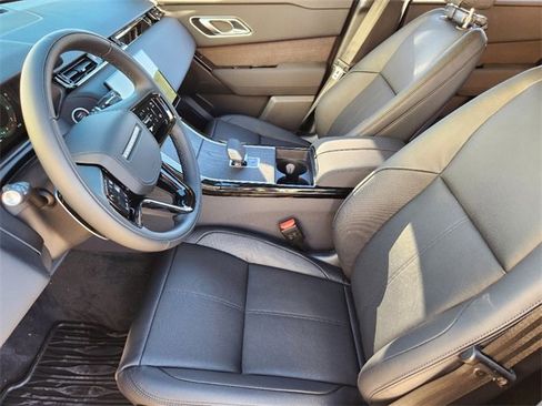 New 2025 Land Rover Range Rover Velar Dynamic SE image 13