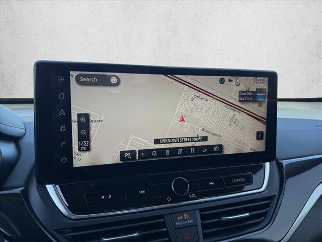 Used 2024 Nissan Altima 2.5 SR w/ SR Premium Package FWD image 20