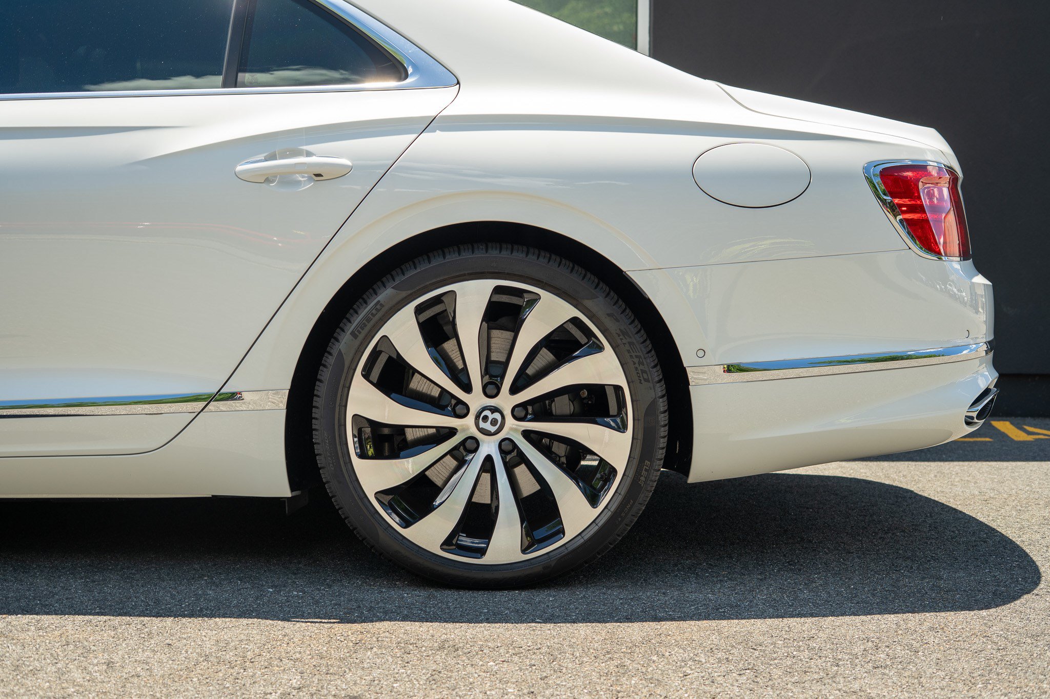 Used 2026 Bentley Flying Spur V8 AWD/4WD image 26