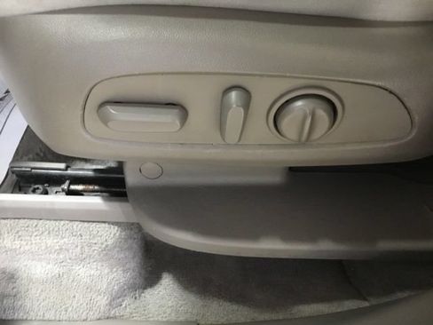 Used 2019 Chevrolet Traverse LT w/ LPO, Floor Liner Package AWD/4WD image 21