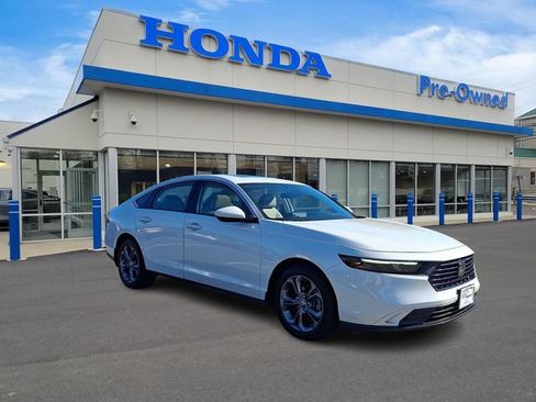 Used 2023 Honda Accord EX image 3