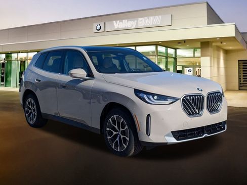 New 2026 BMW X3 xDrive30 w/ Premium Package image 1