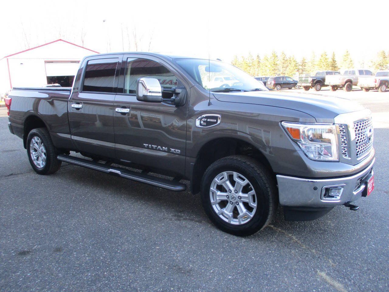 Used 2016 Nissan Titan SL AWD/4WD image 13