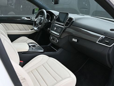 Used 2019 Mercedes-Benz GLE 63 AMG S image 18