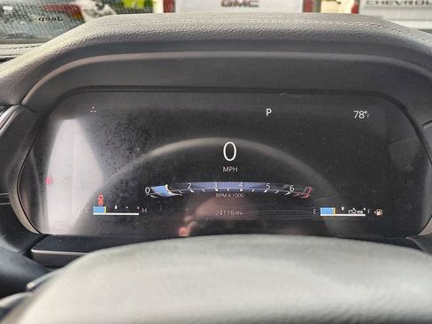 Used 2024 Jeep Grand Cherokee Limited RWD image 15