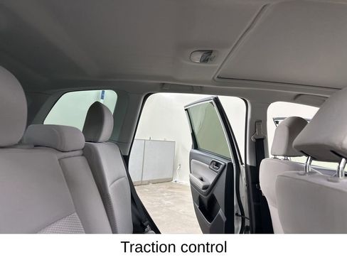 Used 2018 Subaru Forester 2.5i Premium image 25