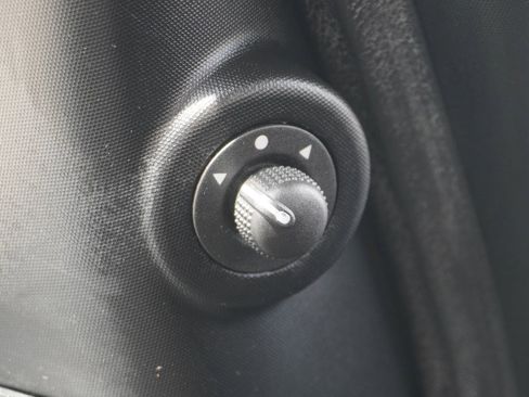 Used 2014 FIAT 500L Pop image 45