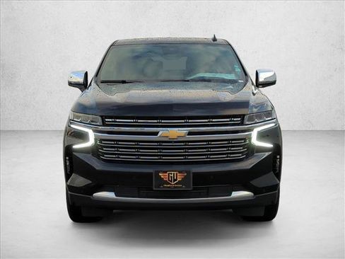 Used 2023 Chevrolet Suburban Premier w/ Premium Package 2 image 2