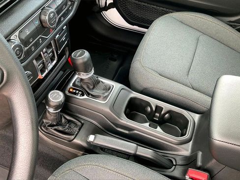 New 2026 Jeep Gladiator Sport image 8