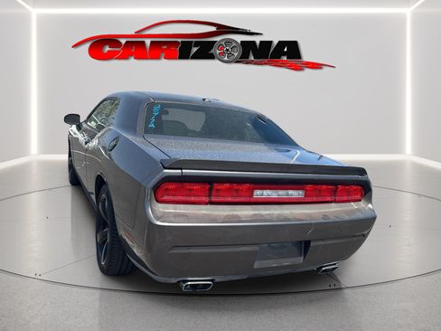 Used 2014 Dodge Challenger R/T Plus RWD image 9