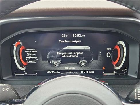 Used 2022 Nissan Rogue Platinum w/ Head-Up Display Package AWD/4WD image 10