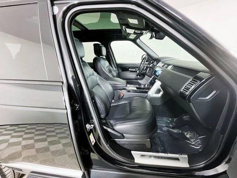 Used 2021 Land Rover Range Rover Autobiography image 4