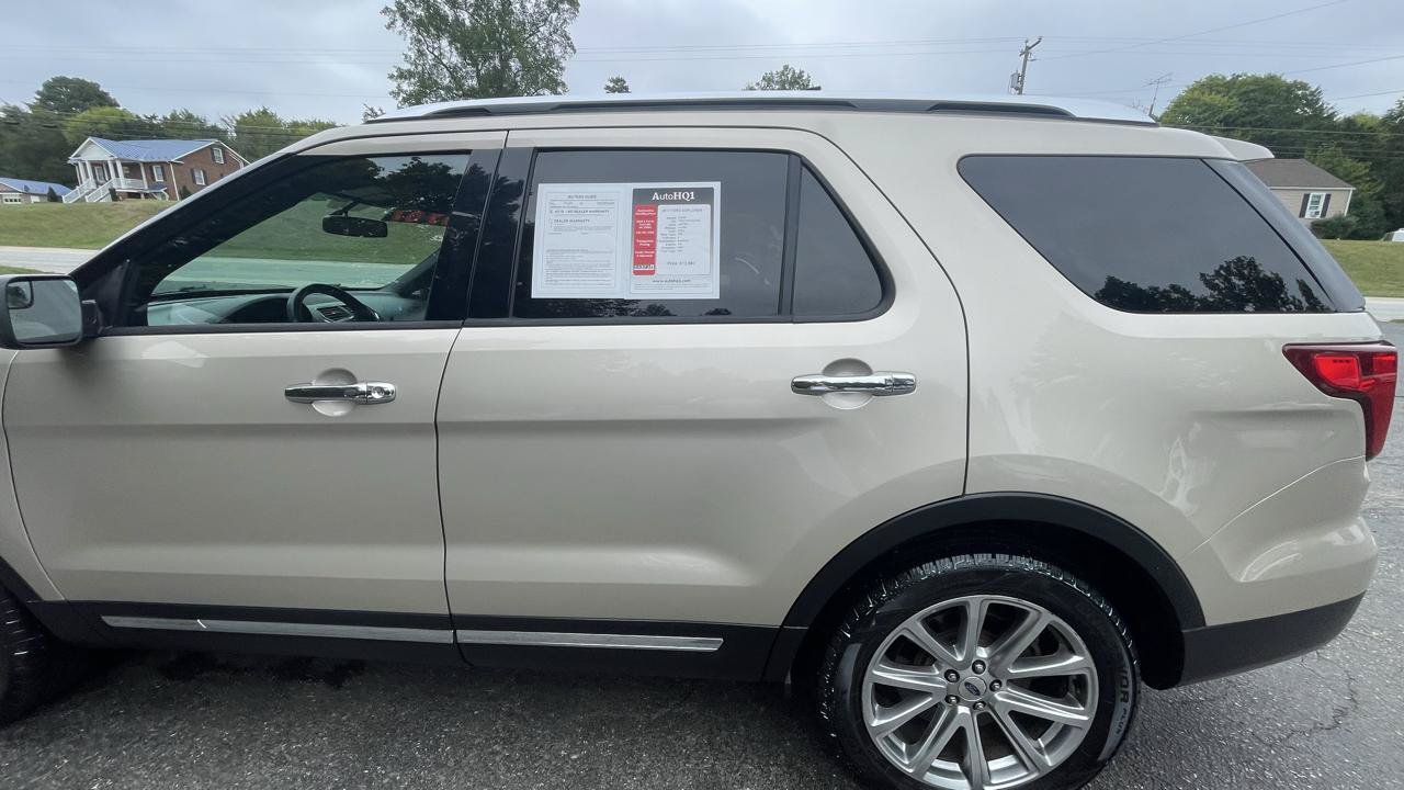 Used 2017 Ford Explorer Limited FWD image 4