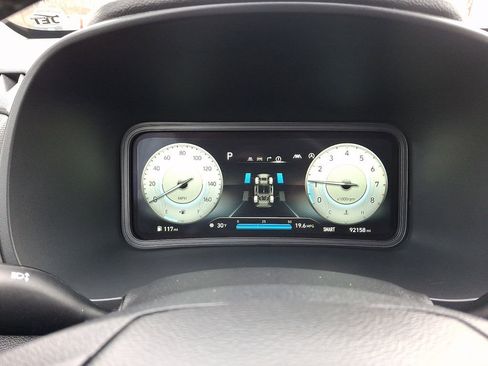 Used 2022 Hyundai Kona Limited image 21