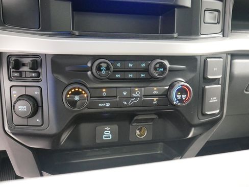 New 2024 Ford F550 4x4 Regular Cab Super Duty w/ XLT Value Package image 25