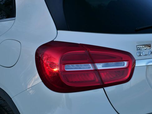 Used 2015 Mercedes-Benz GLA 250 4MATIC image 36