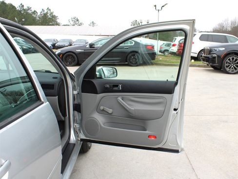 Used 1999 Volkswagen Jetta GL image 25