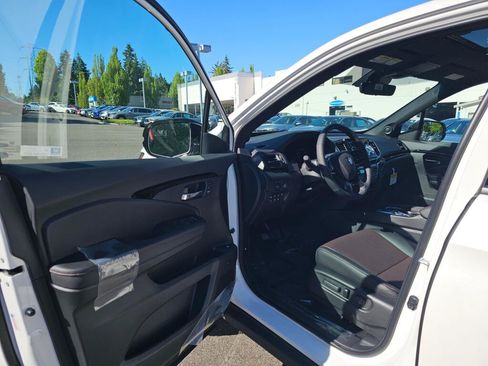 New 2026 Honda Ridgeline Black Edition image 21