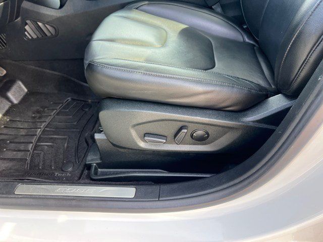 Used 2022 Ford Edge Titanium AWD/4WD image 11