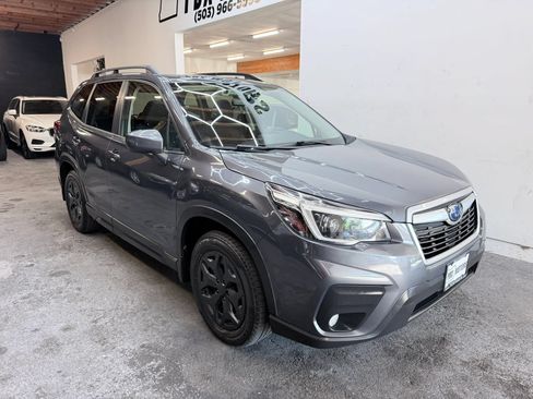 Used 2021 Subaru Forester Premium AWD/4WD image 2
