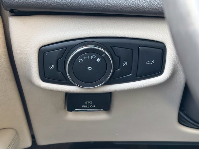 Used 2017 Lincoln MKZ Premiere AWD/4WD image 19