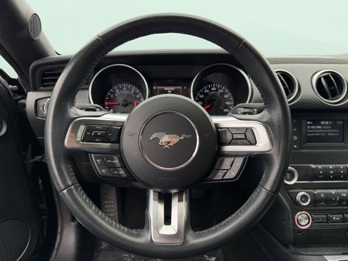 Used 2019 Ford Mustang Coupe image 37