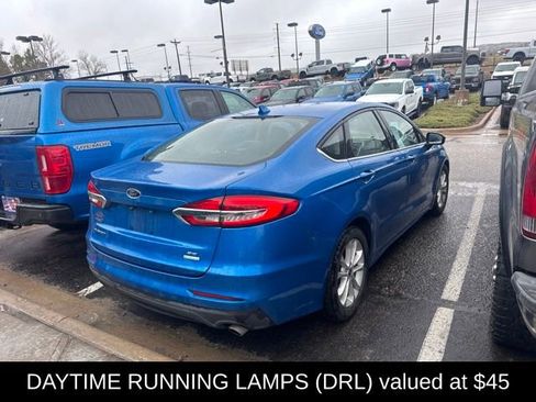 Used 2020 Ford Fusion SE FWD image 4