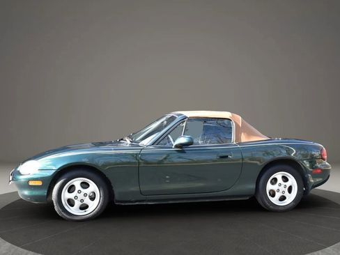 Used 1999 MAZDA MX-5 Miata image 8