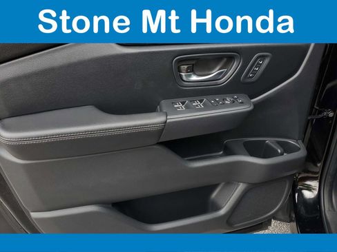 Used 2023 Honda Pilot Elite image 21