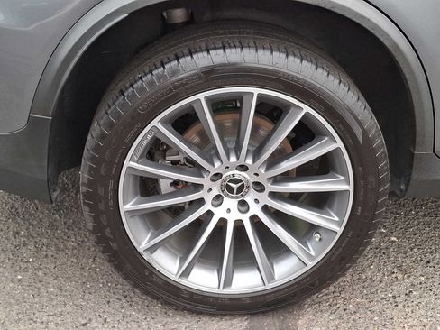 Used 2019 Mercedes-Benz GLC 300 4MATIC Coupe image 7