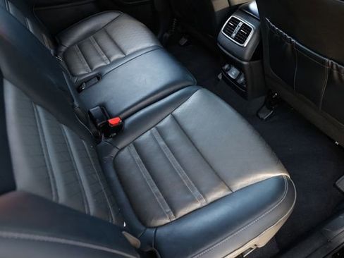 Used 2017 Kia Sorento SX image 15