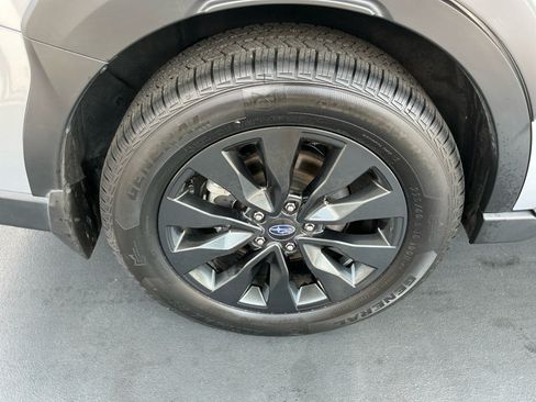 Used 2024 Subaru Outback Onyx Edition XT AWD/4WD image 31