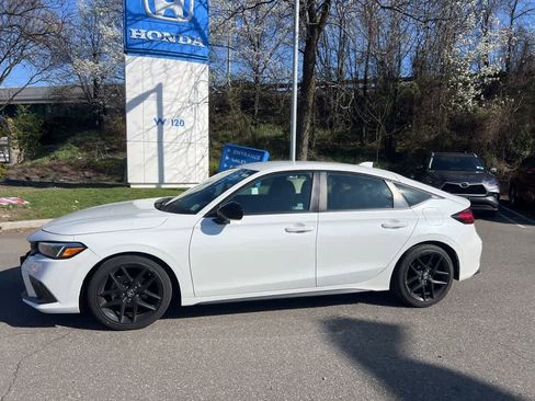 Used 2023 Honda Civic Sport image 5