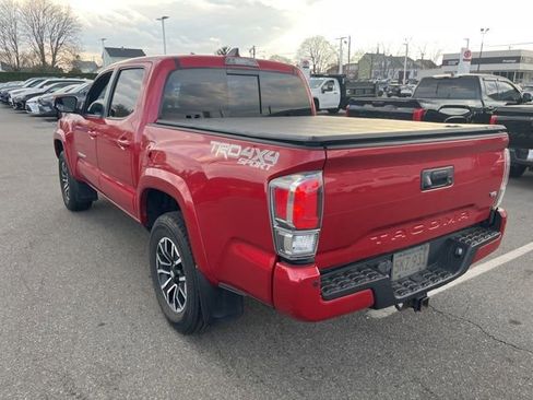 Used 2021 Toyota Tacoma TRD Sport w/ Technology Package image 6