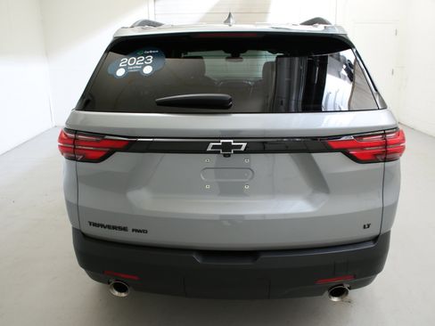 Certified 2023 Chevrolet Traverse LT w/ Midnight/Sport Edition AWD/4WD image 7