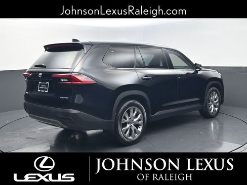 Used 2024 Toyota Grand Highlander FWD image 9