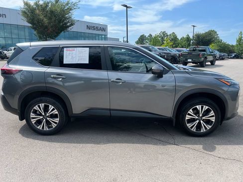 Used 2023 Nissan Rogue SV AWD/4WD image 7