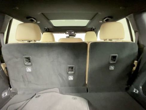 Used 2023 Jeep Grand Cherokee 4WD 4xe image 15