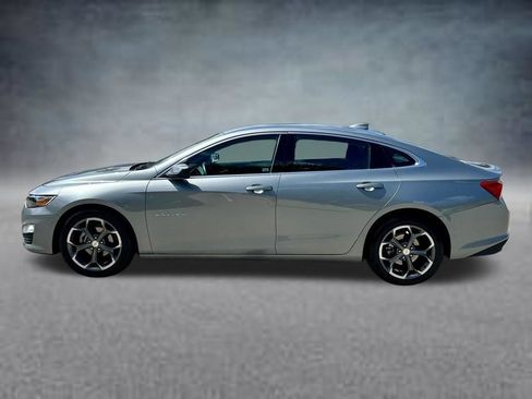 Used 2024 Chevrolet Malibu LT FWD image 9